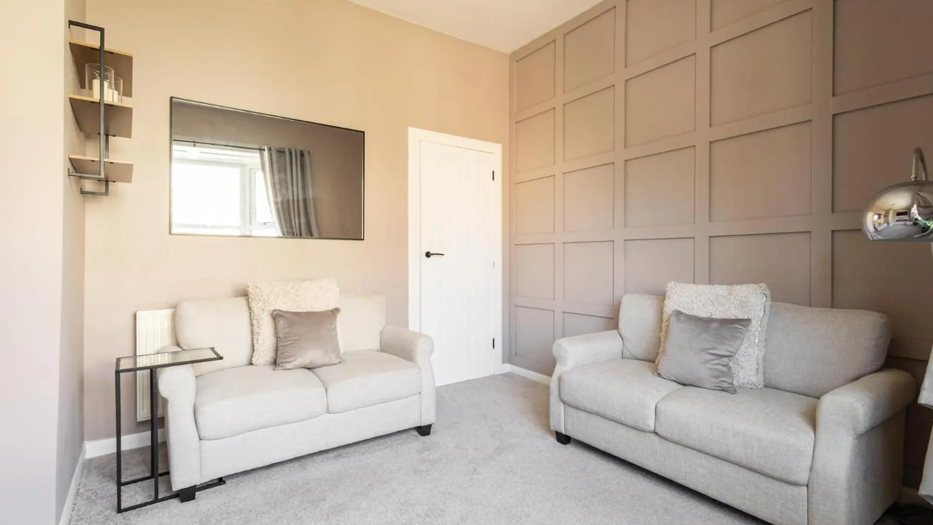 Host & Stay - High Street Loftus