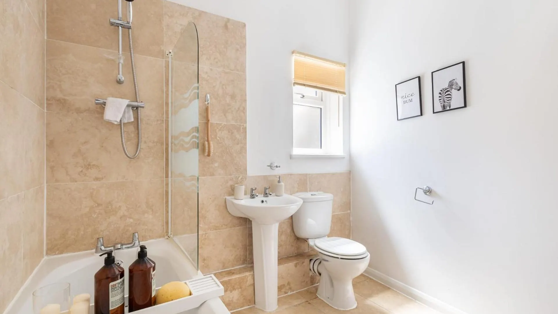 Host & Stay - High Street Loftus